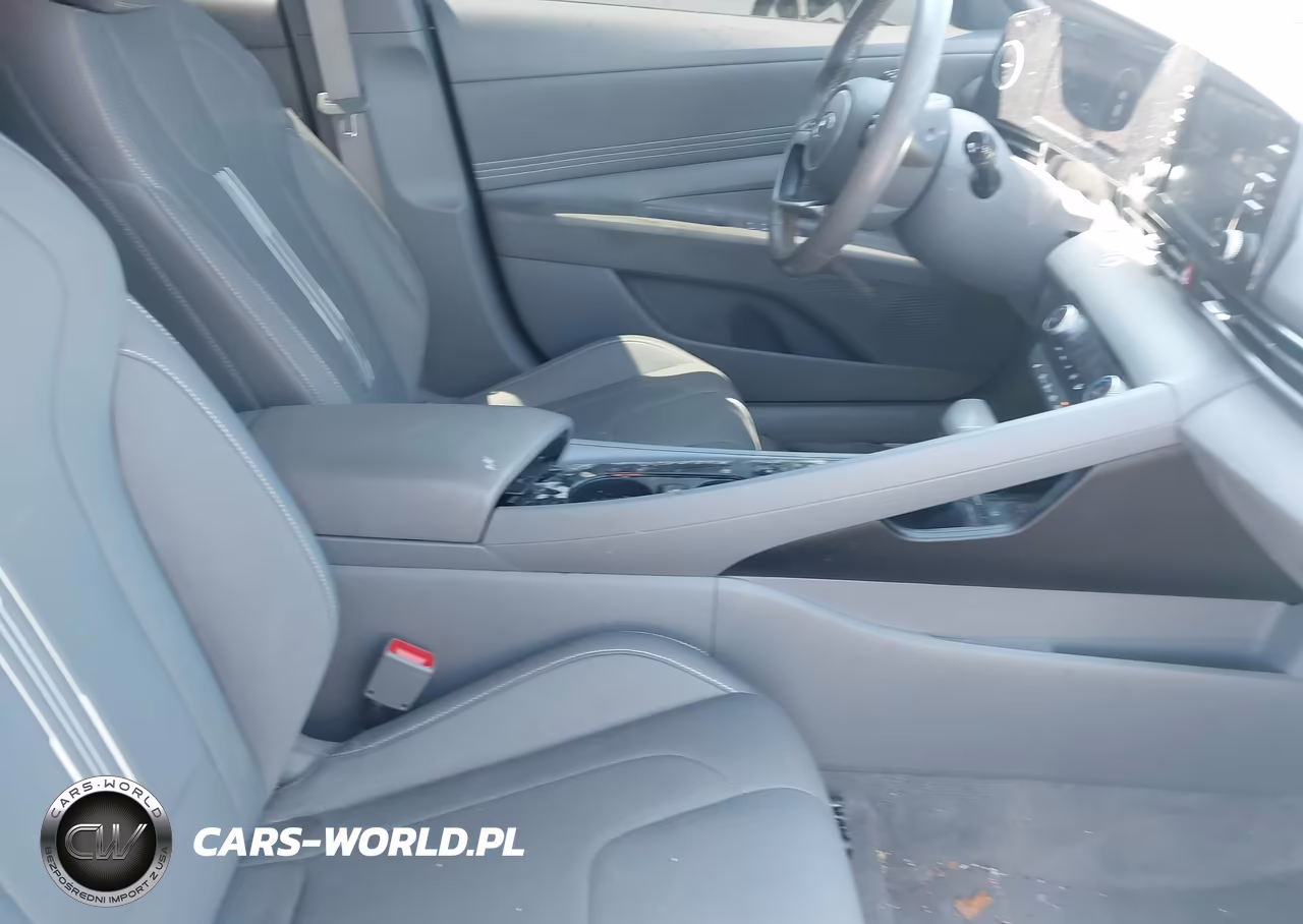 2022 Hyundai Elantra Sel VIN:5NPLN4AG1NH081909 - 5