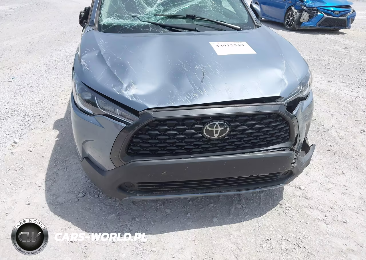 2022 Toyota Corolla Cross Le VIN:7MUCAAAG9NV019748 - 6