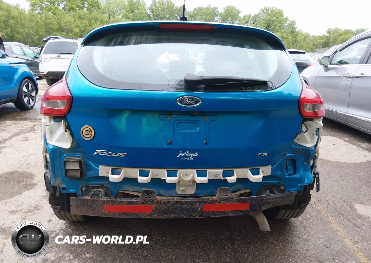 2015 Ford Focus Se VIN:1FADP3K2XFL330271 - 6