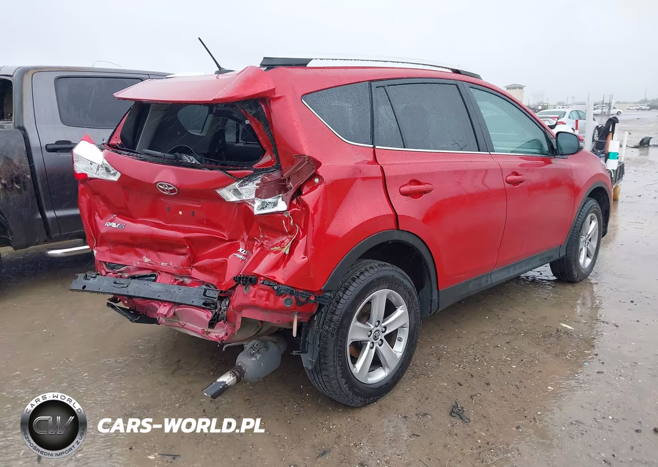 2015 Toyota Rav4 Xle VIN:2T3RFREV1FW309060 - 4