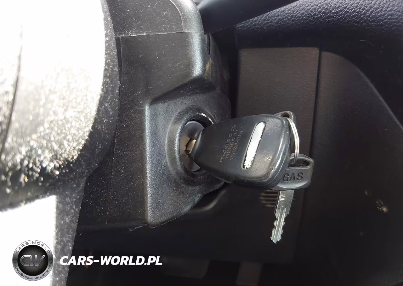 2011 Jeep Wrangler Unlimited Sahara VIN:1J4BA5H12BL522477 - 11