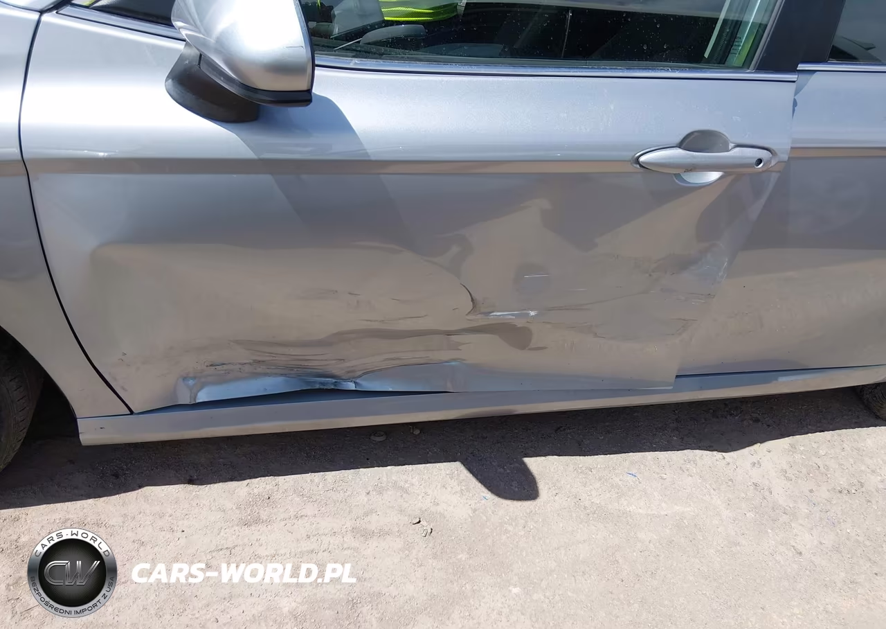 2024 Toyota Camry Le VIN:4T1C11AK5RU231042 - 6