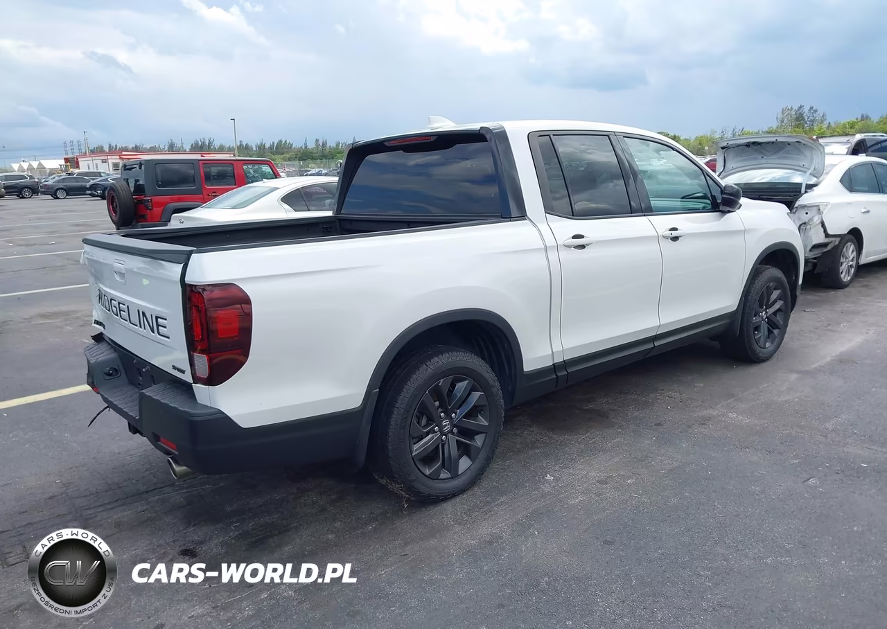 2024 Honda Ridgeline Sport VIN:5FPYK3F16RB025375 - 4