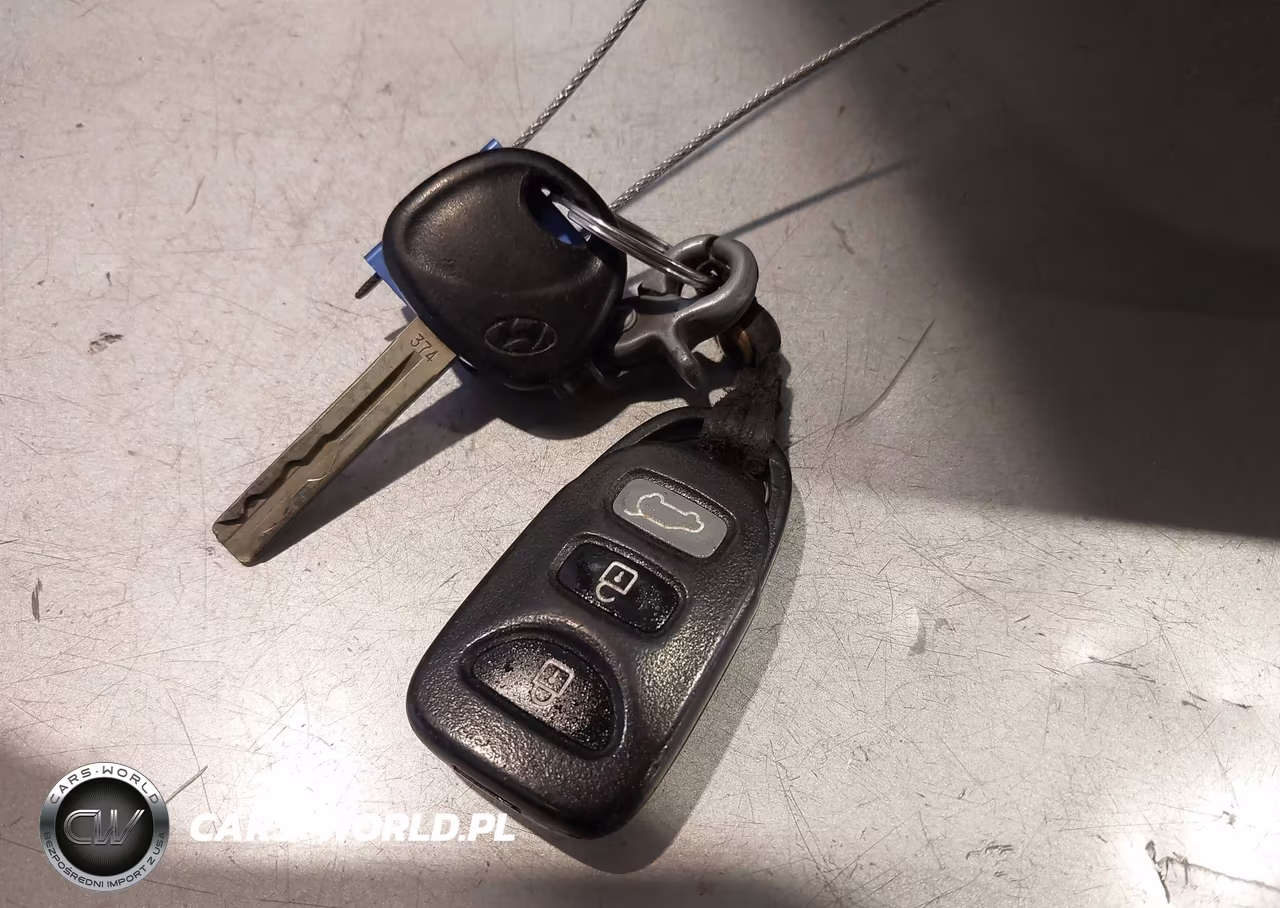 2010 Hyundai Elantra Touring Gls VIN:KMHDC8AE7AU066083 - 11