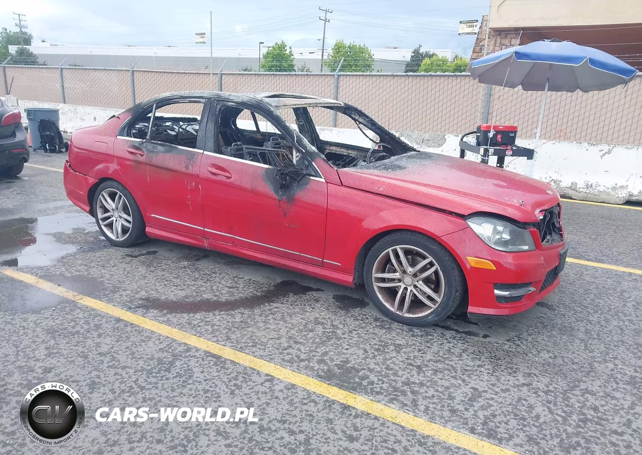 2014 Mercedes-Benz C 250 Sport