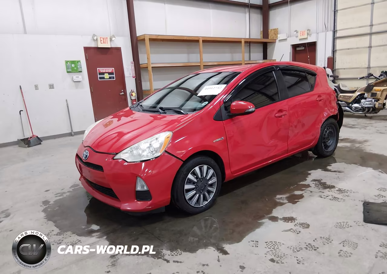 2014 Toyota Prius C Two VIN:JTDKDTB30E1077278 - 2