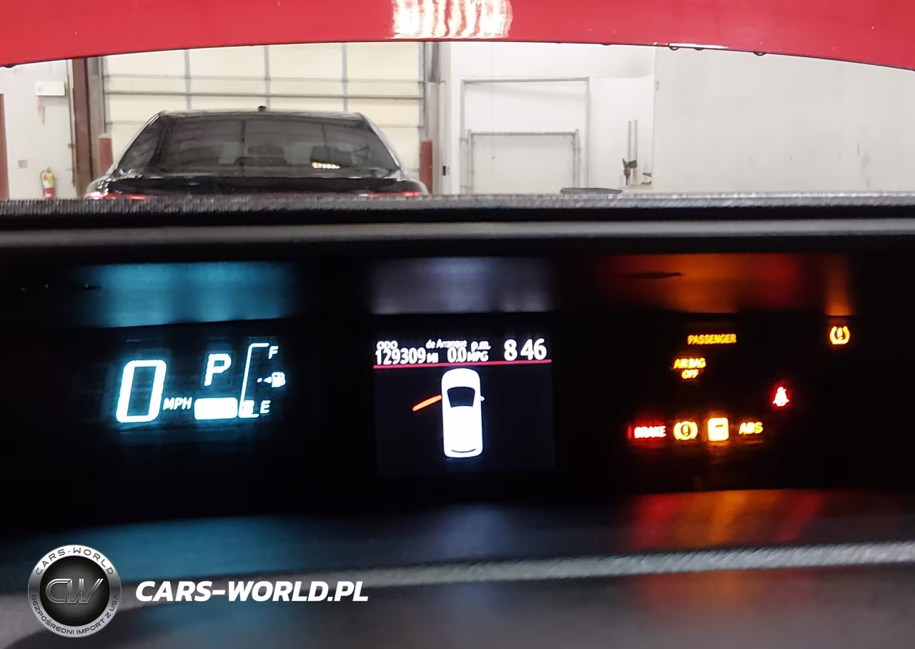 2014 Toyota Prius C Two VIN:JTDKDTB30E1077278 - 7