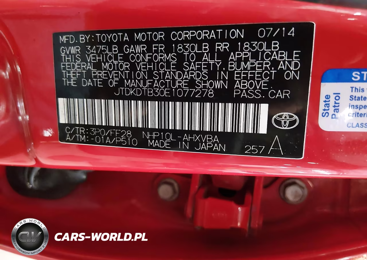 2014 Toyota Prius C Two VIN:JTDKDTB30E1077278 - 9