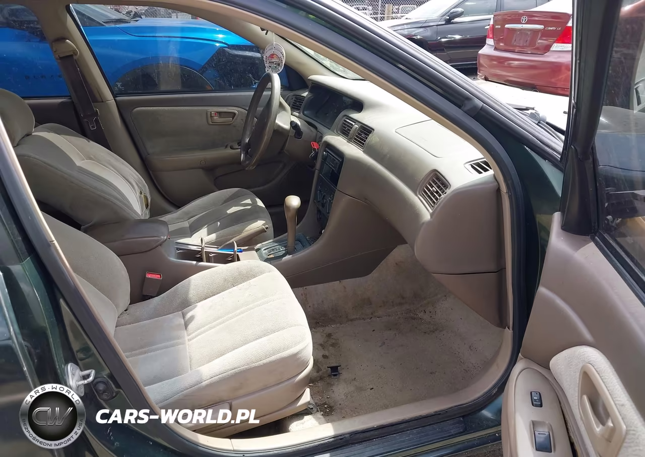 2000 Toyota Camry Ce VIN:4T1BG22KXYU740623 - 5