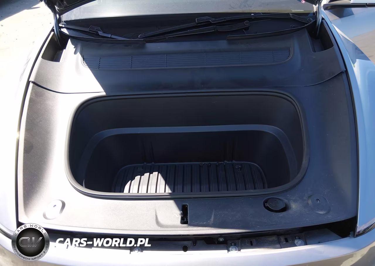2026 Tesla Model Y All-Wheel Drive-Long Range Launch Series-Premium All-Wheel Drive VIN:7SAYGDEE0TA590684 - 10