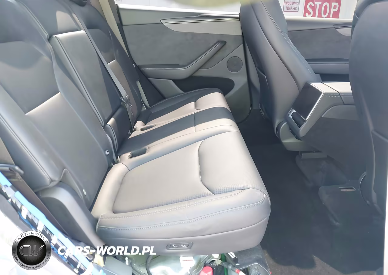 2026 Tesla Model Y All-Wheel Drive-Long Range Launch Series-Premium All-Wheel Drive VIN:7SAYGDEE0TA590684 - 8