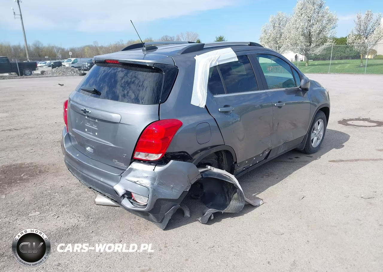 2020 Chevrolet Trax Awd Lt VIN:3GNCJPSB9LL275821 - 4