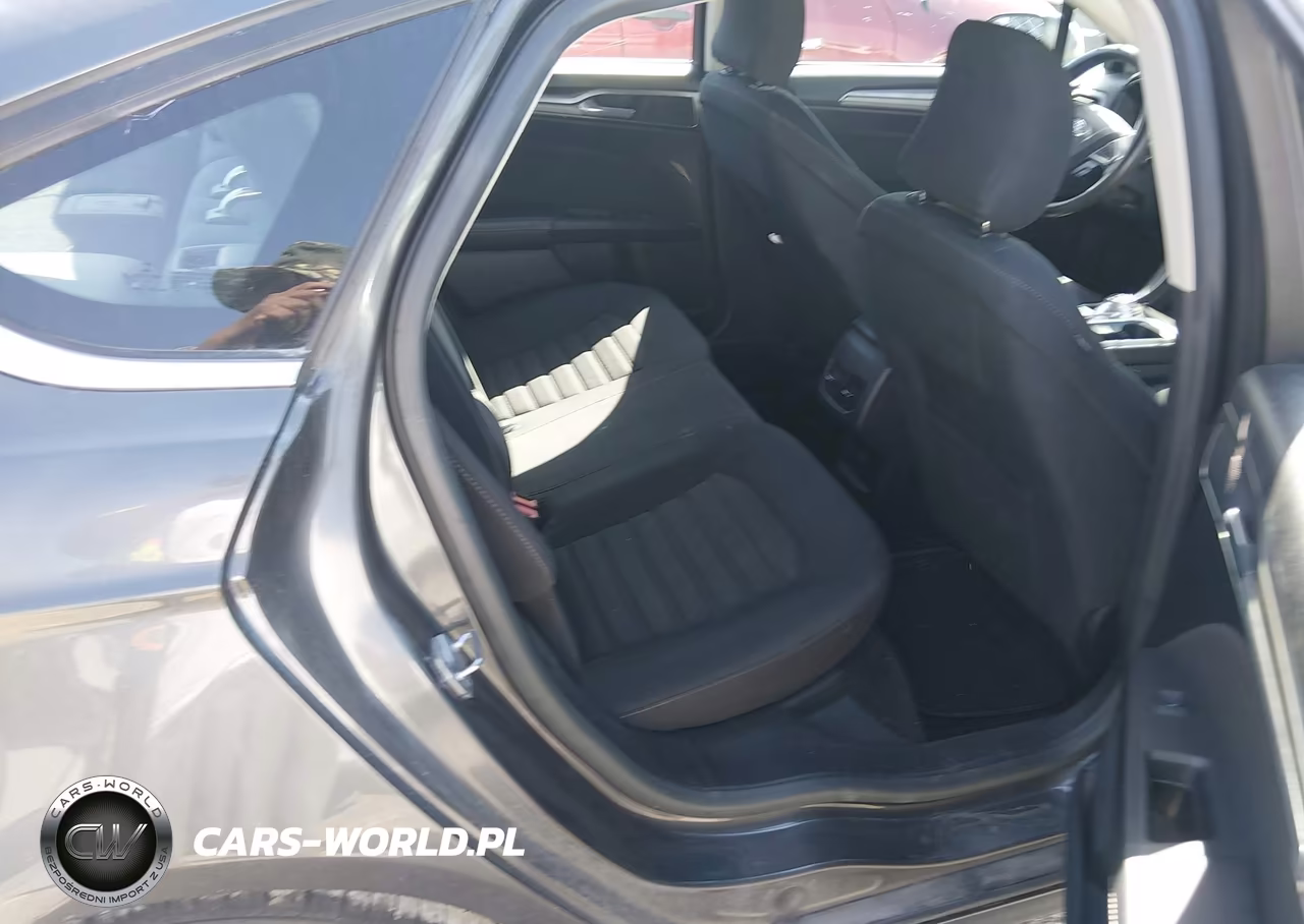 2018 Ford Fusion Se VIN:3FA6P0H78JR175272 - 8
