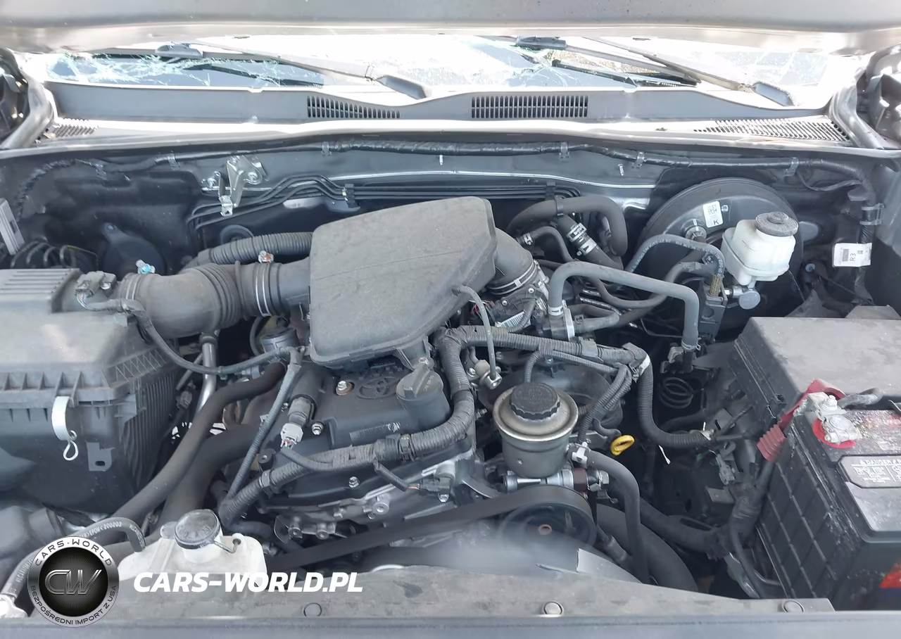 2020 Toyota Tacoma Sr5 VIN:5TFAX5GN6LX186069 - 10
