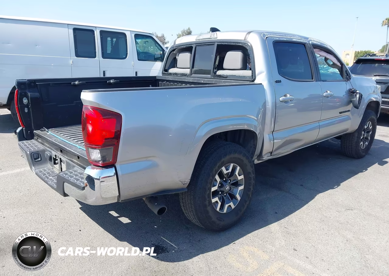 2020 Toyota Tacoma Sr5 VIN:5TFAX5GN6LX186069 - 4