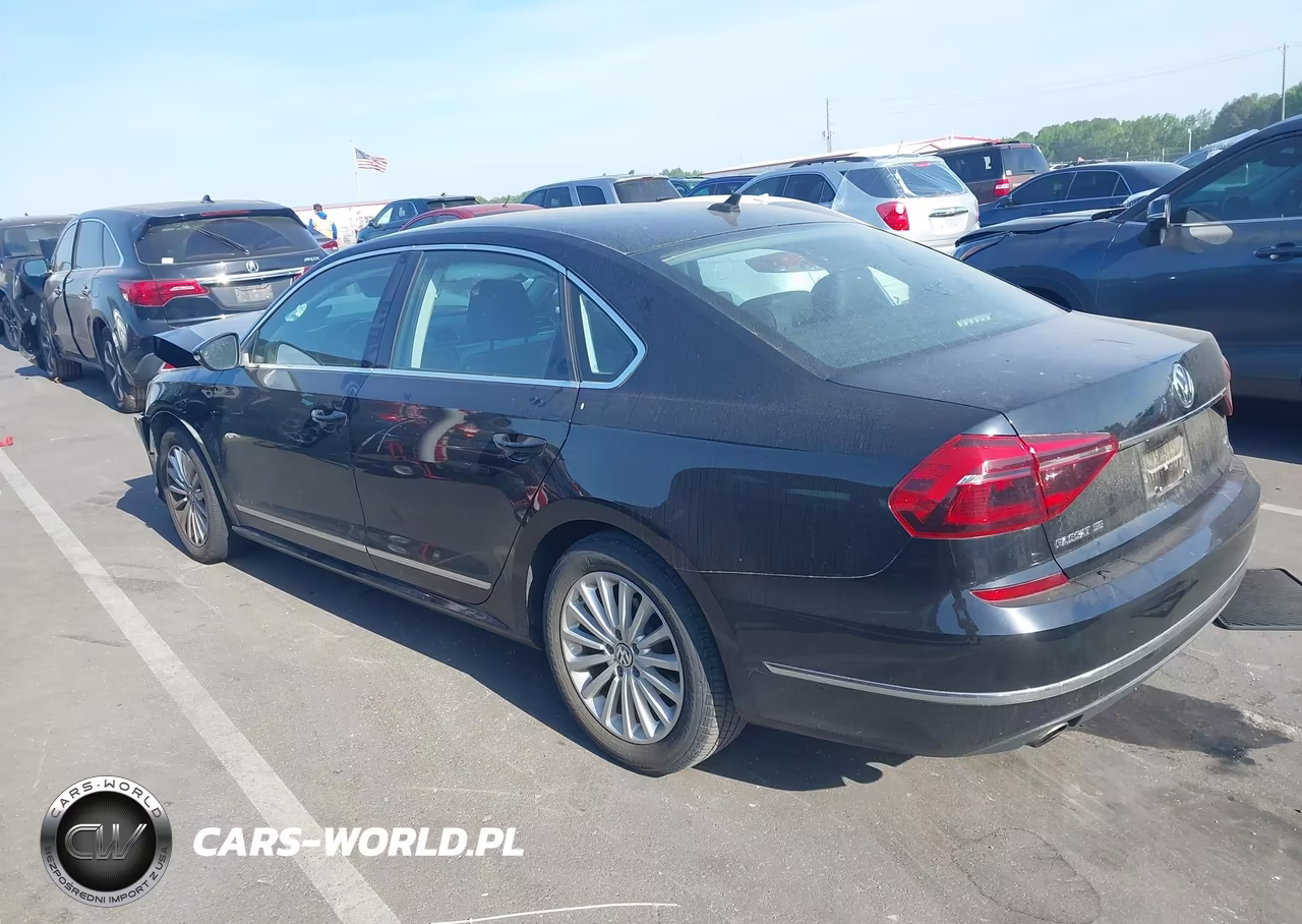 2017 Volkswagen Passat 1.8T Se VIN:1VWBT7A31HC010481 - 3