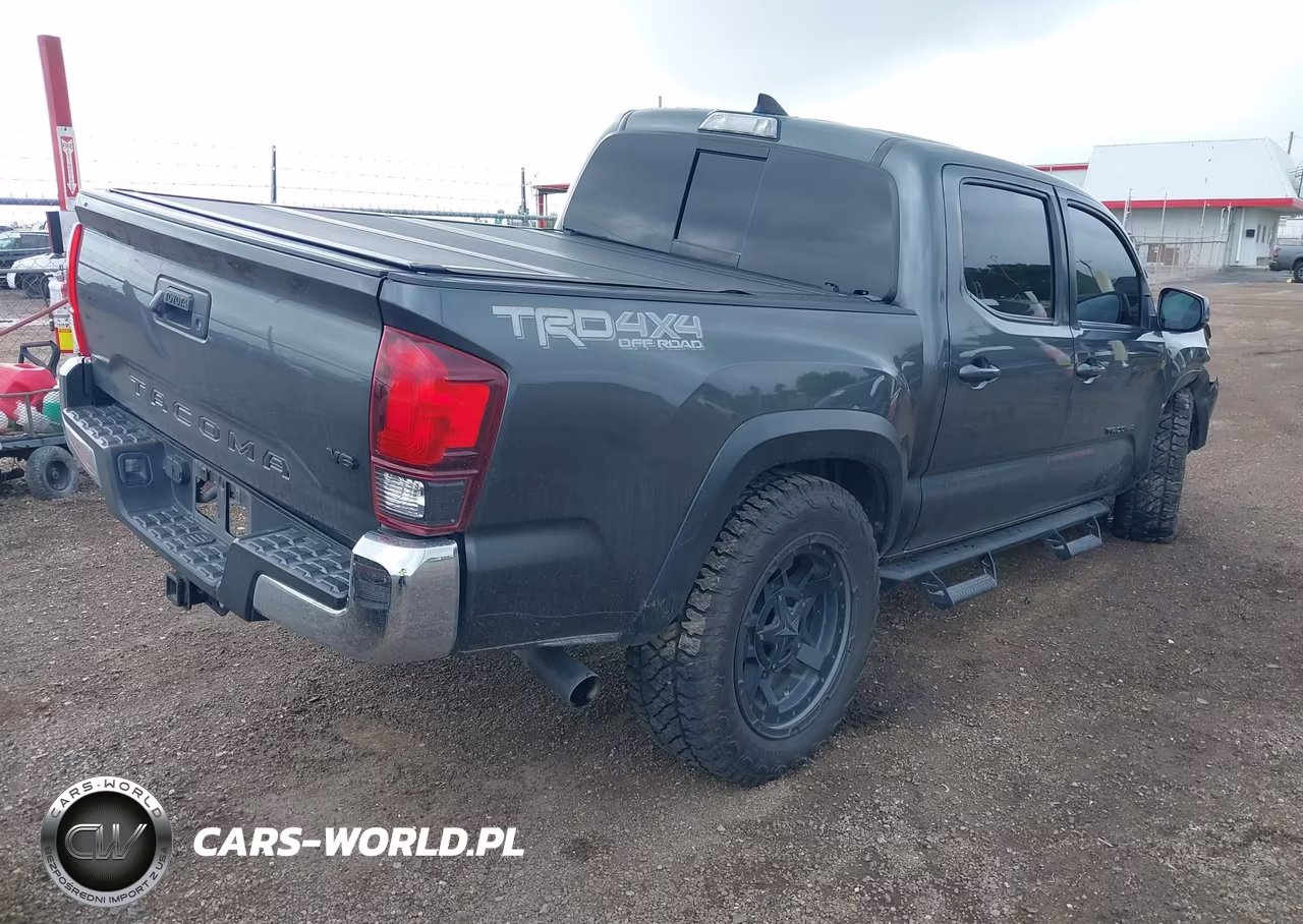 2019 Toyota Tacoma Trd Off Road VIN:3TMCZ5AN5KM271808 - 4