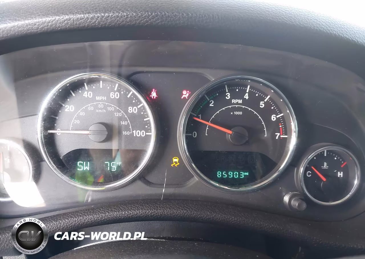 2016 Jeep Wrangler Sport VIN:1C4AJWAG8GL270036 - 7