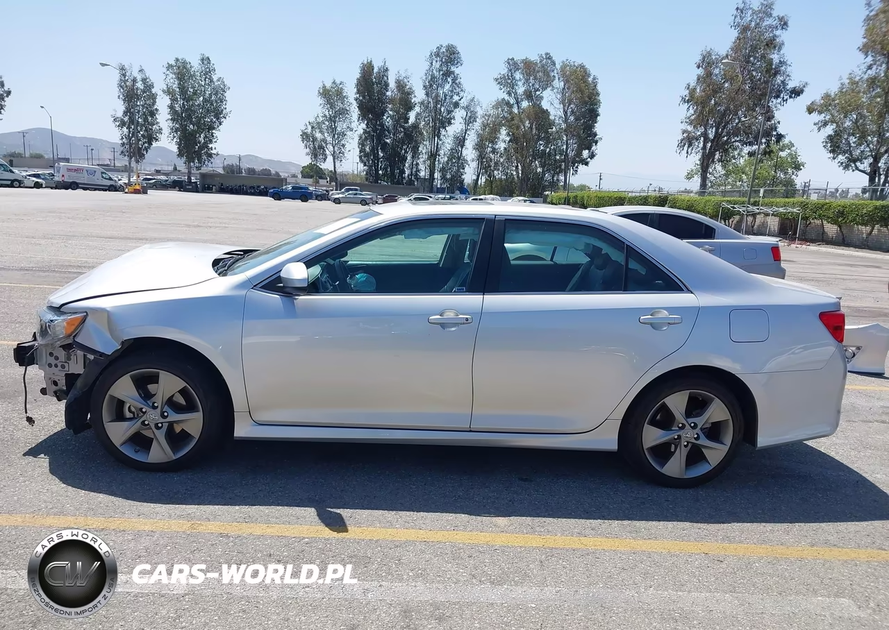 2014 Toyota Camry Se V6 VIN:4T1BK1FK3EU539807 - 15
