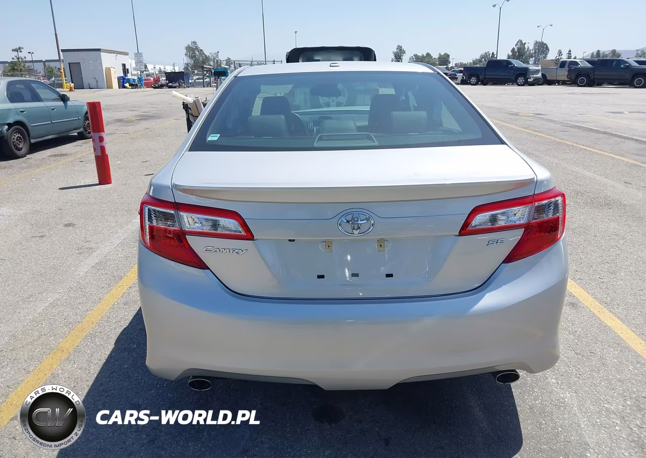 2014 Toyota Camry Se V6 VIN:4T1BK1FK3EU539807 - 17