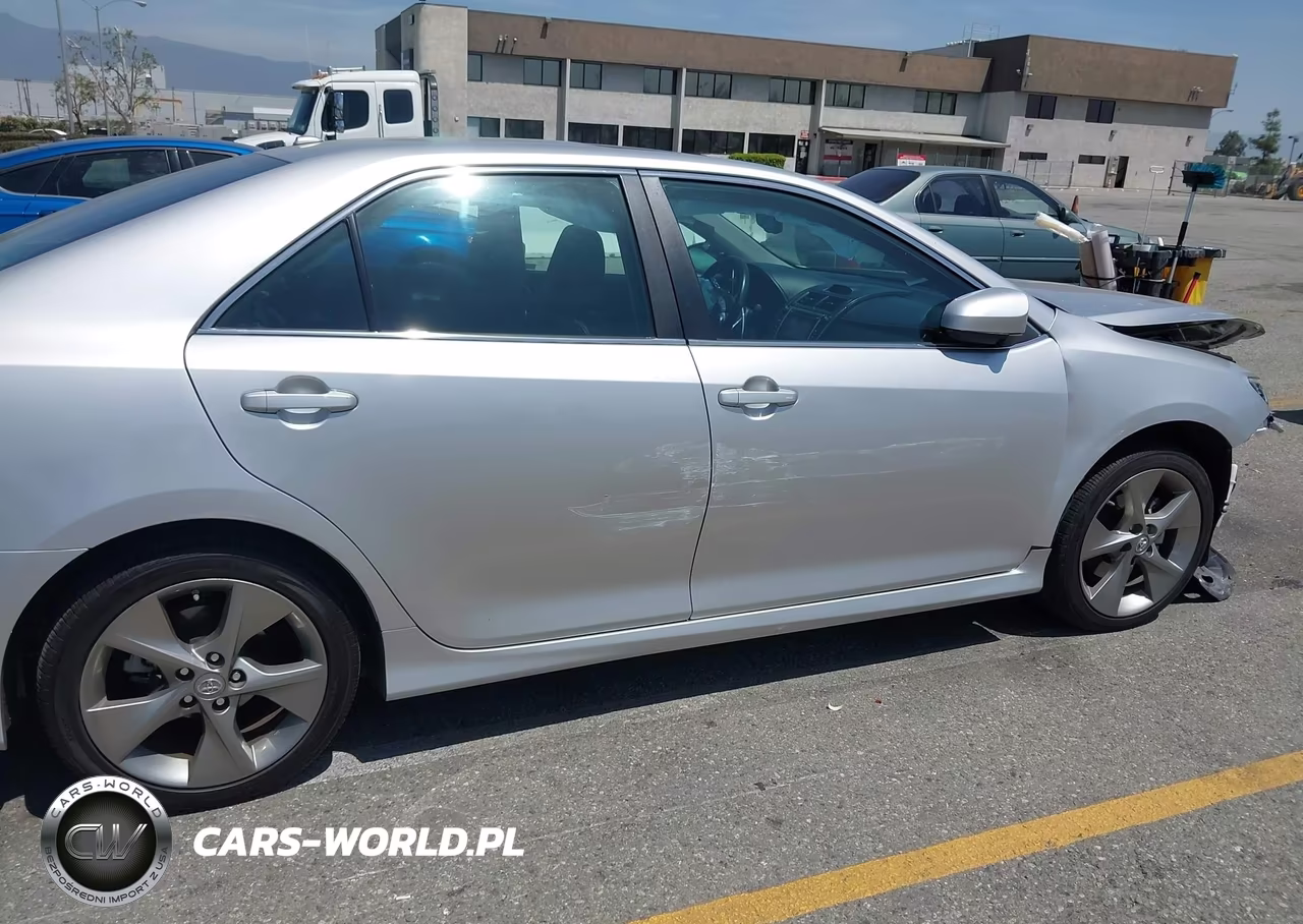 2014 Toyota Camry Se V6 VIN:4T1BK1FK3EU539807 - 18