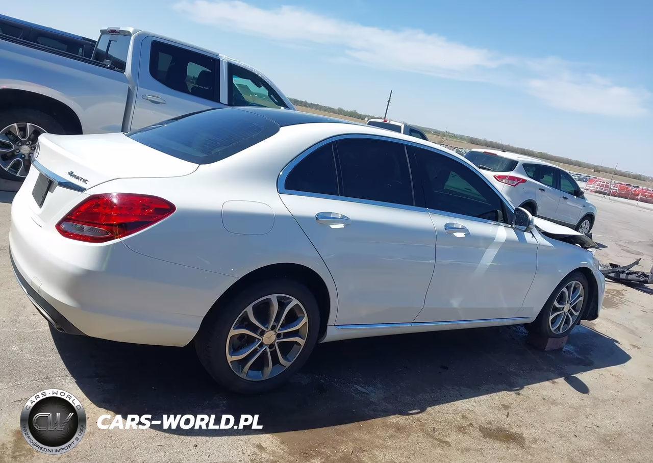 2017 Mercedes-Benz C 300 4Matic VIN:55SWF4KB4HU202575 - 13