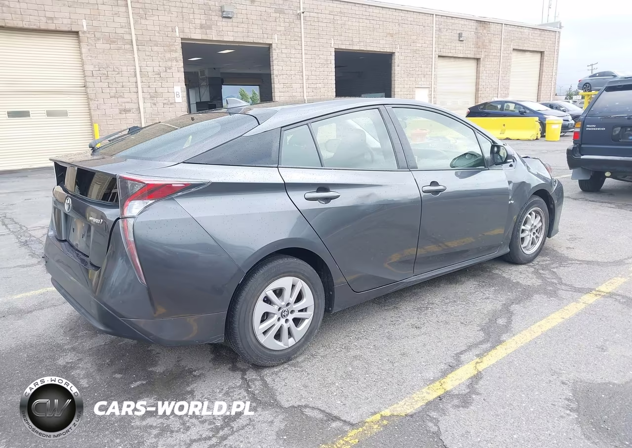 2016 Toyota Prius Two VIN:JTDKBRFU2G3017540 - 4