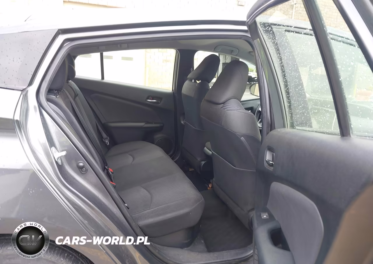 2016 Toyota Prius Two VIN:JTDKBRFU2G3017540 - 8