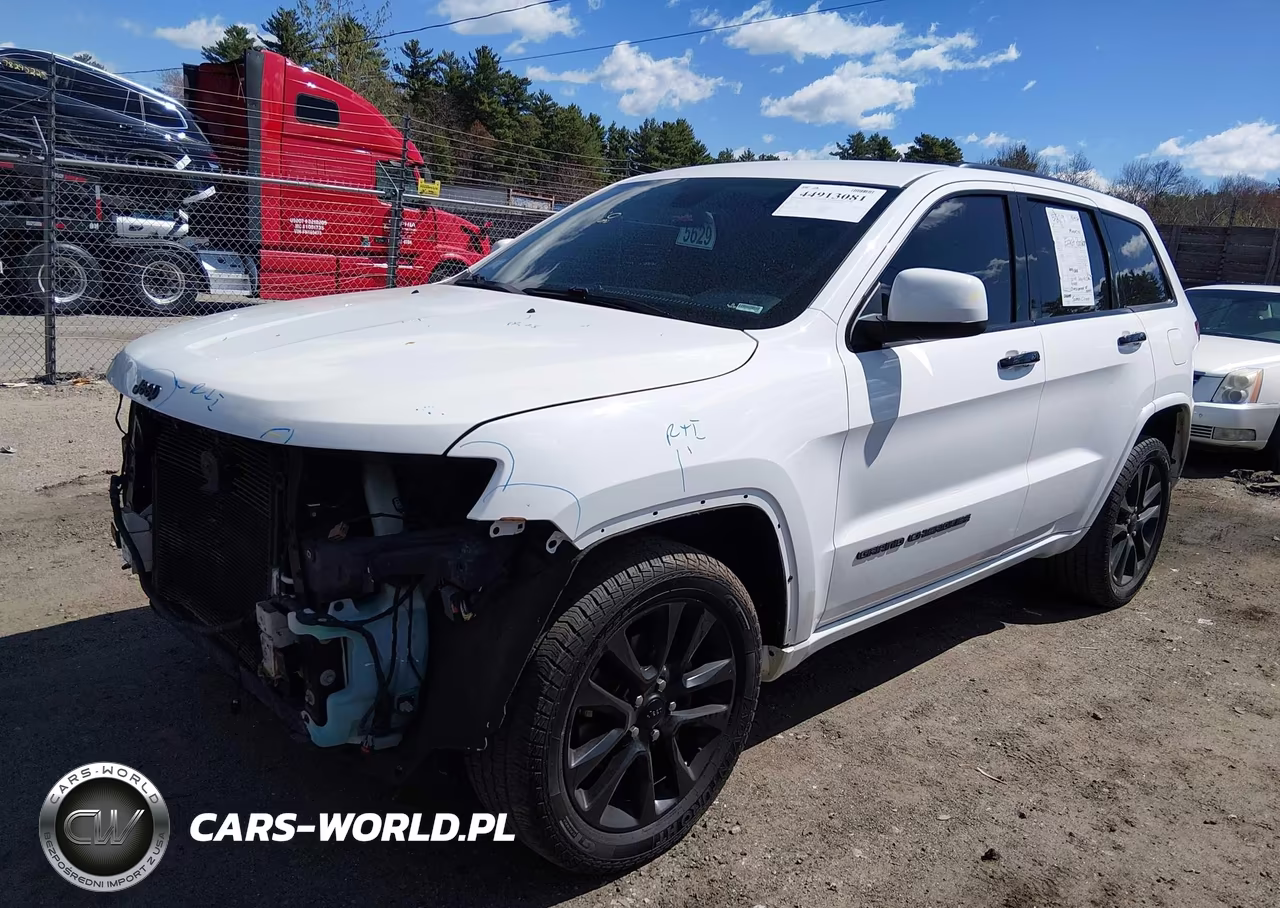 2018 Jeep Grand Cherokee Altitude 4X4 VIN:1C4RJFAG3JC264106 - 2