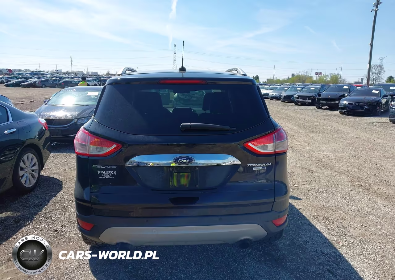 2015 Ford Escape Titanium VIN:1FMCU9JX9FUA05132 - 16