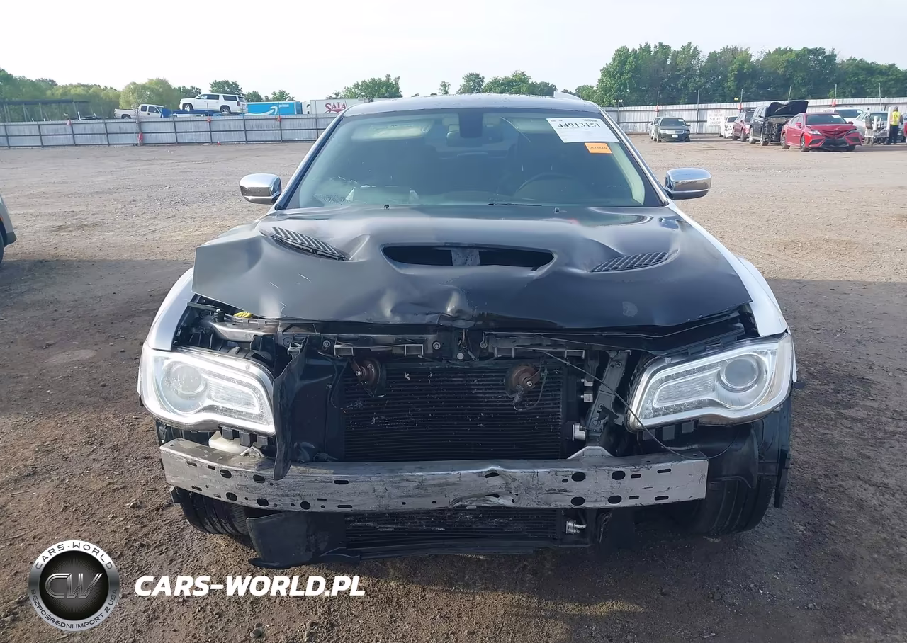 2016 Chrysler 300 Limited VIN:2C3CCAAG1GH211983 - 13