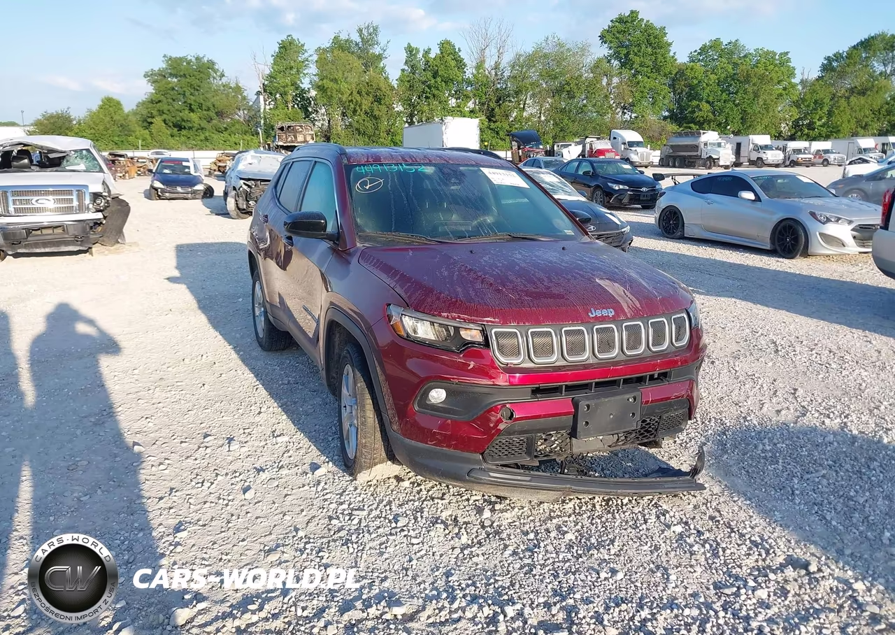 2022 Jeep Compass Latitude 4X4 – zdjęcie 1 z 16