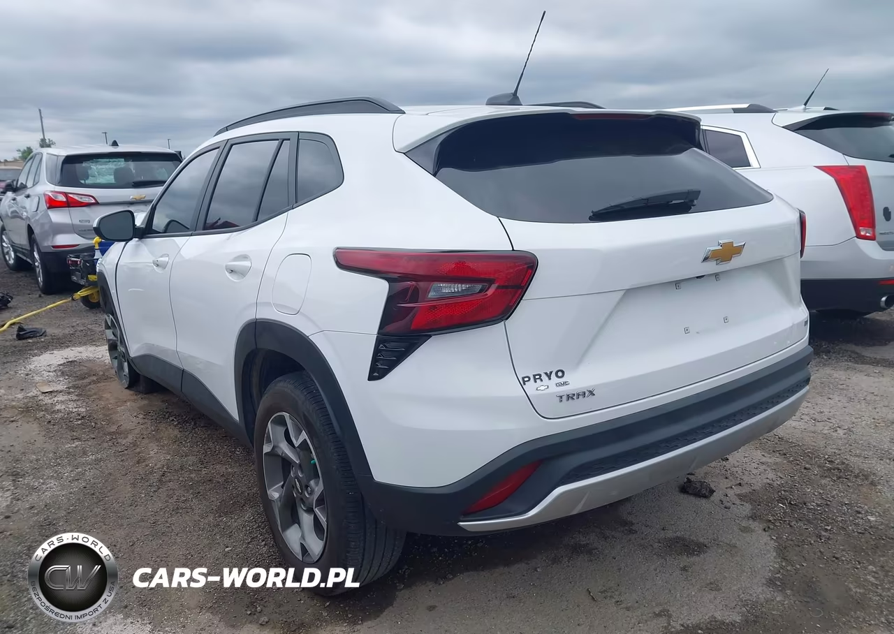 2025 Chevrolet Trax Fwd Lt VIN:KL77LHEP2SC239042 - 3