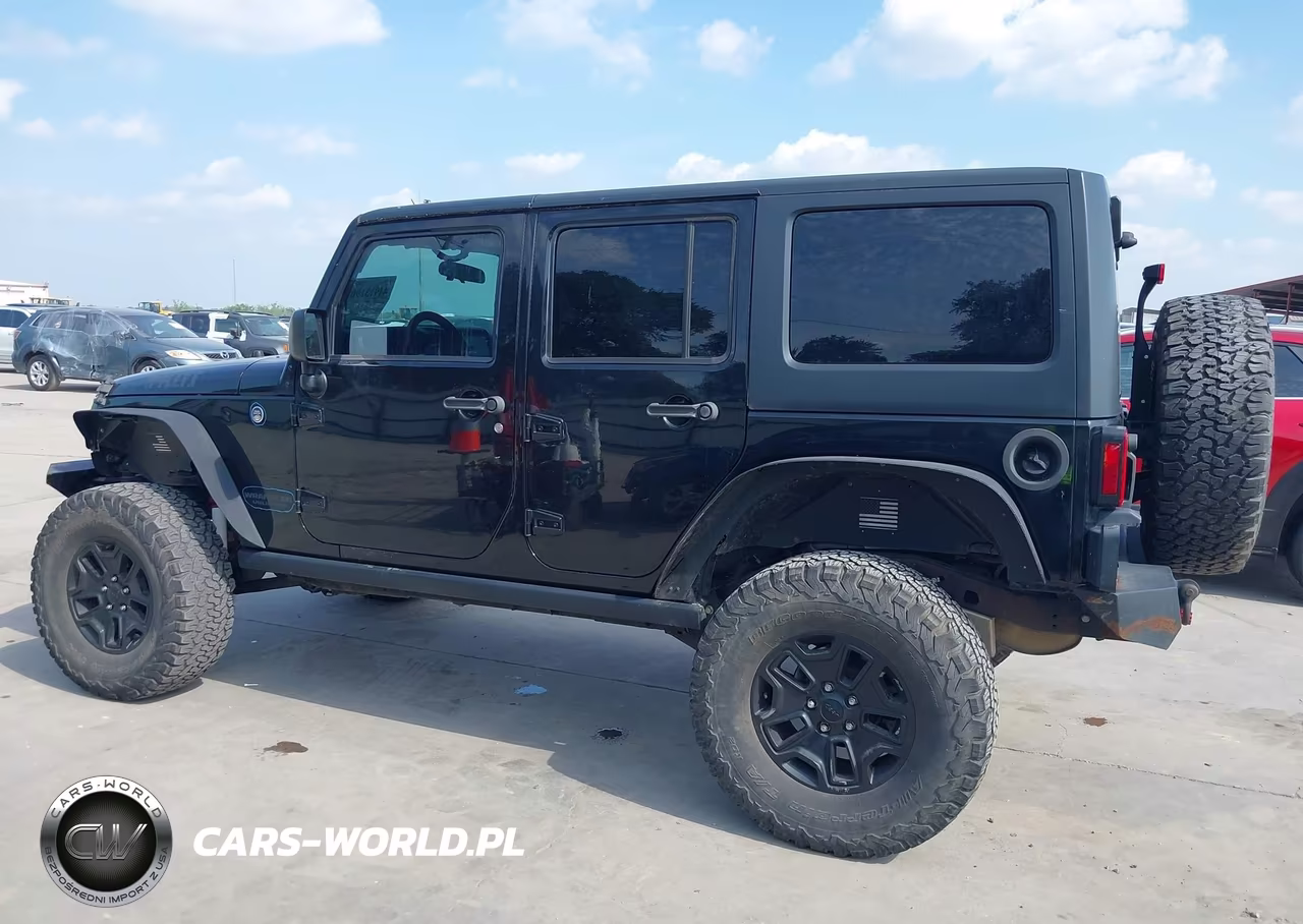 2016 Jeep Wrangler Unlimited Willys Wheeler VIN:1C4BJWDG0GL228959 - 15