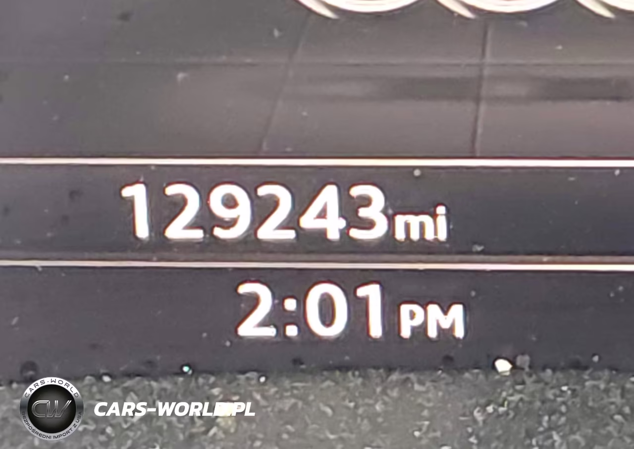 2017 Audi Q7 3.0T Premium VIN:WA1LAAF74HD000456 - 15