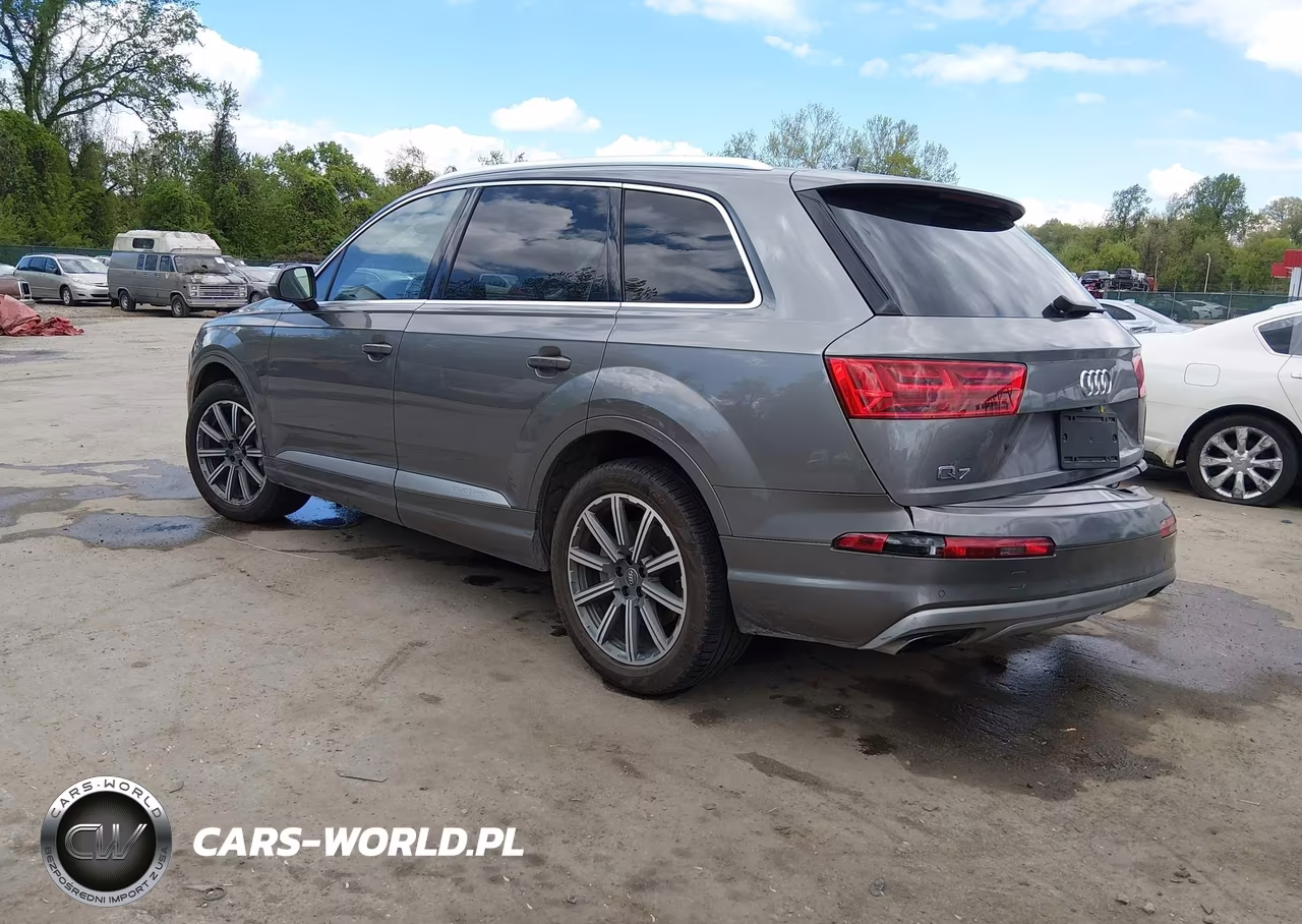 2017 Audi Q7 3.0T Premium VIN:WA1LAAF74HD000456 - 3