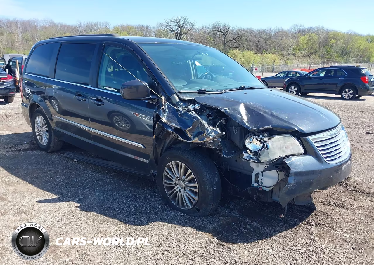 2014 Chrysler Town & Country Touring-L – zdjęcie 1 z 16