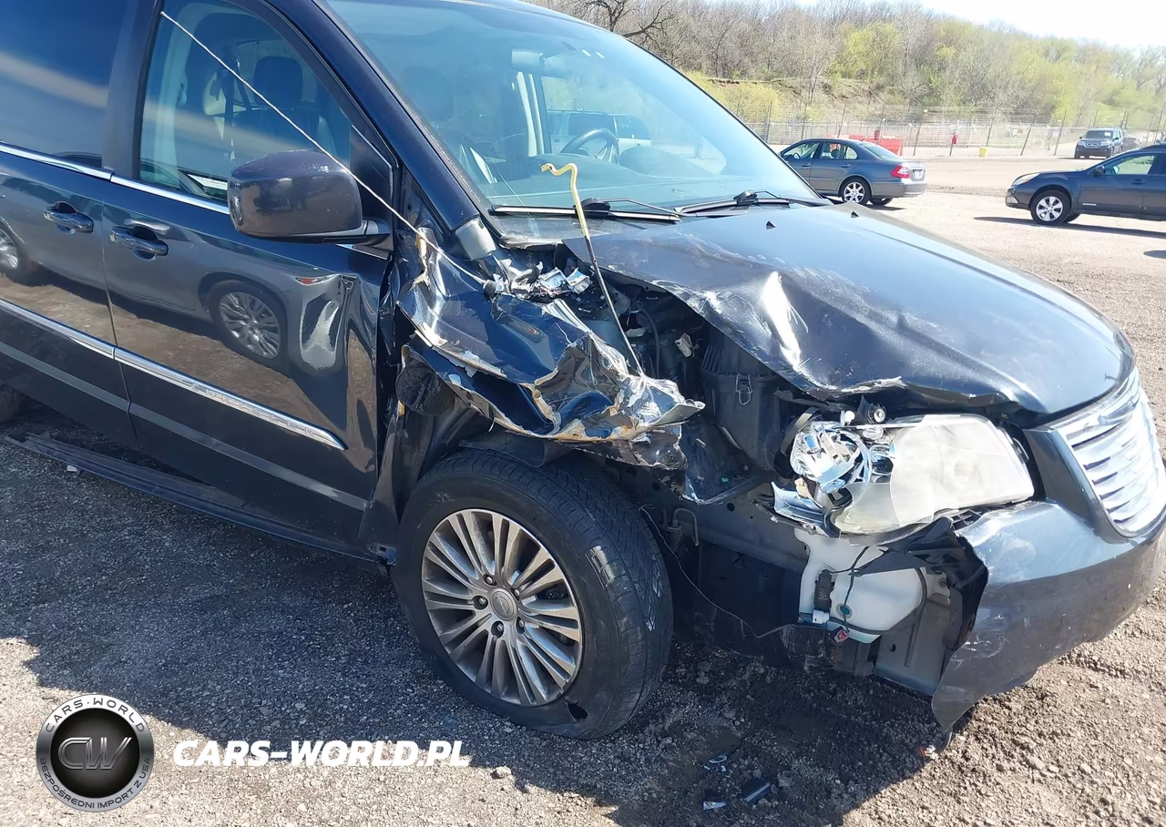 2014 Chrysler Town & Country Touring-L VIN:2C4RC1CG2ER188191 - 6