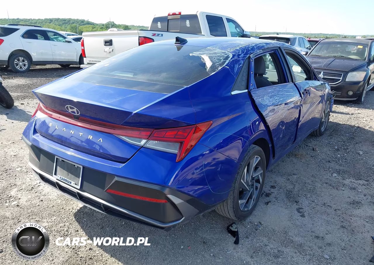 2024 Hyundai Elantra Sel VIN:KMHLS4DG7RU743181 - 4