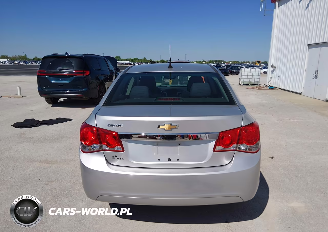 2013 Chevrolet Cruze Ls VIN:1G1PA5SH0D7251148 - 16