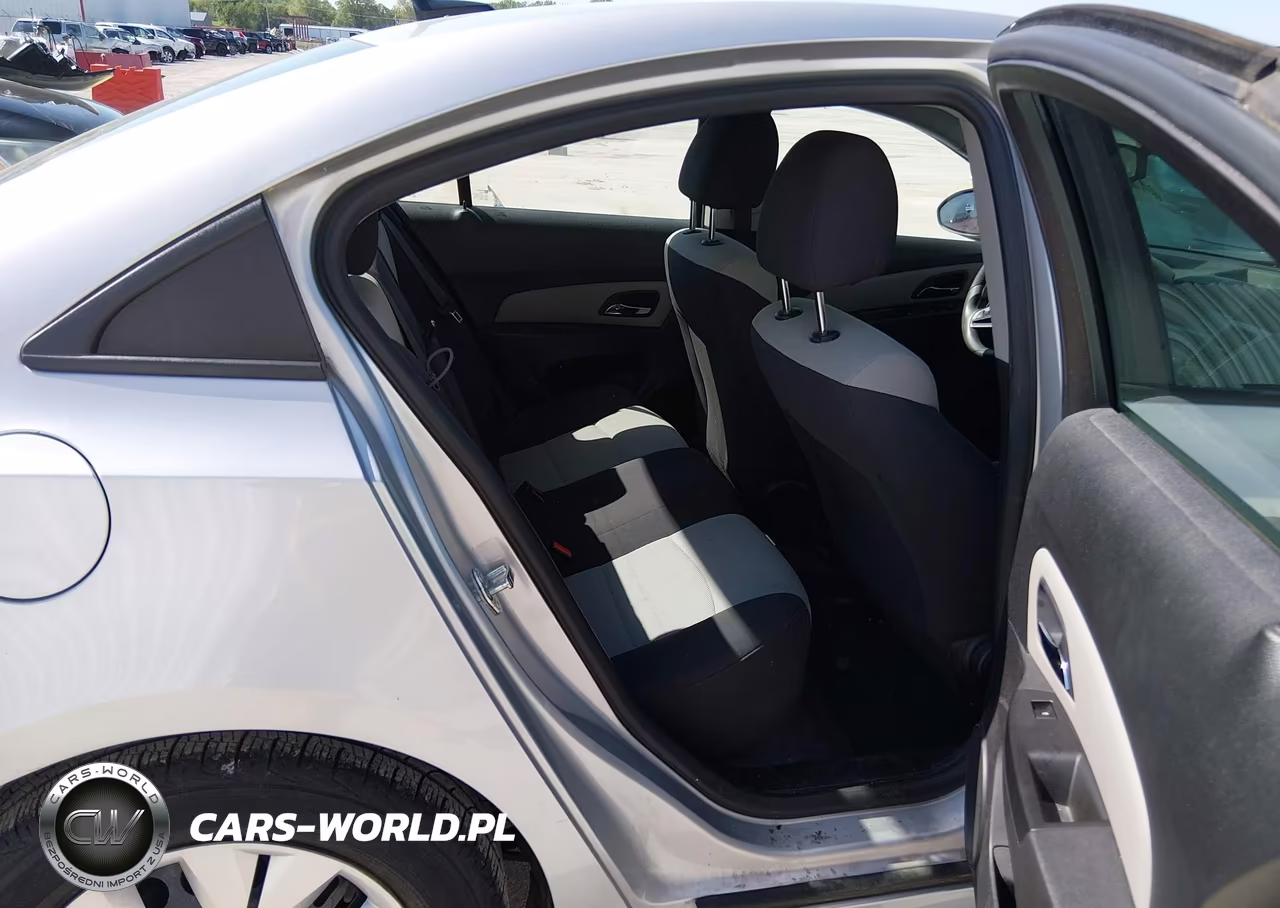 2013 Chevrolet Cruze Ls VIN:1G1PA5SH0D7251148 - 8