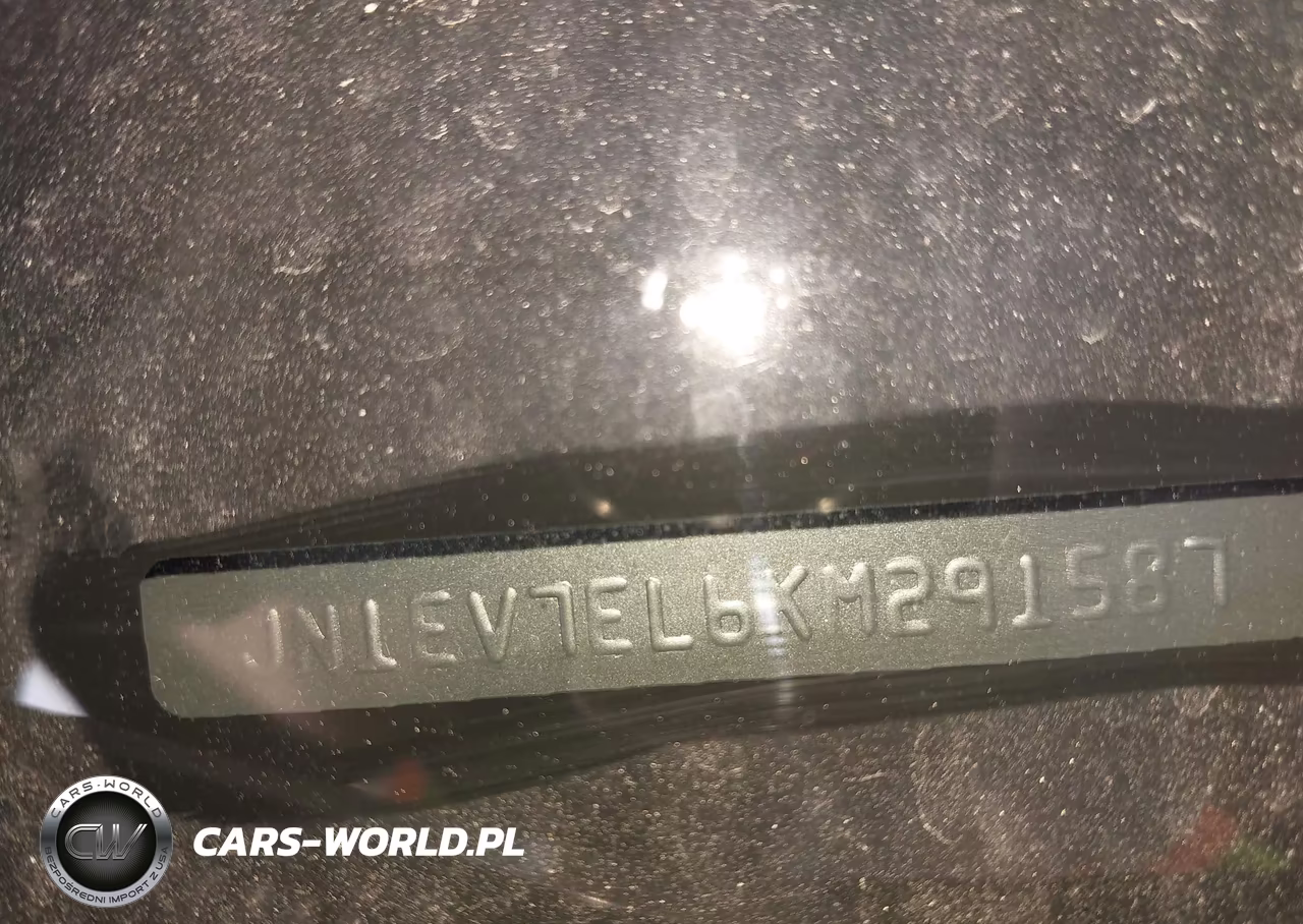 2019 Infiniti Q60 3.0T Luxe VIN:JN1EV7EL6KM291587 - 9