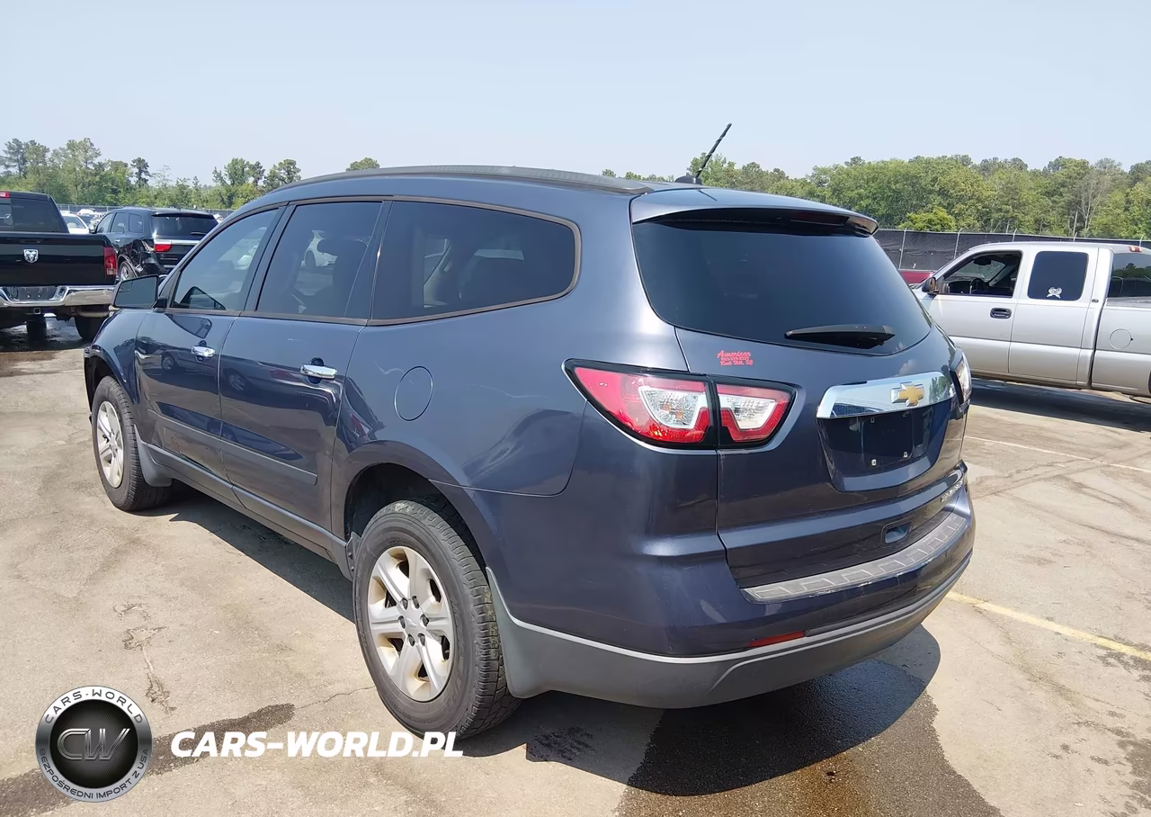 2014 Chevrolet Traverse Ls VIN:1GNKRFEDXEJ236337 - 3