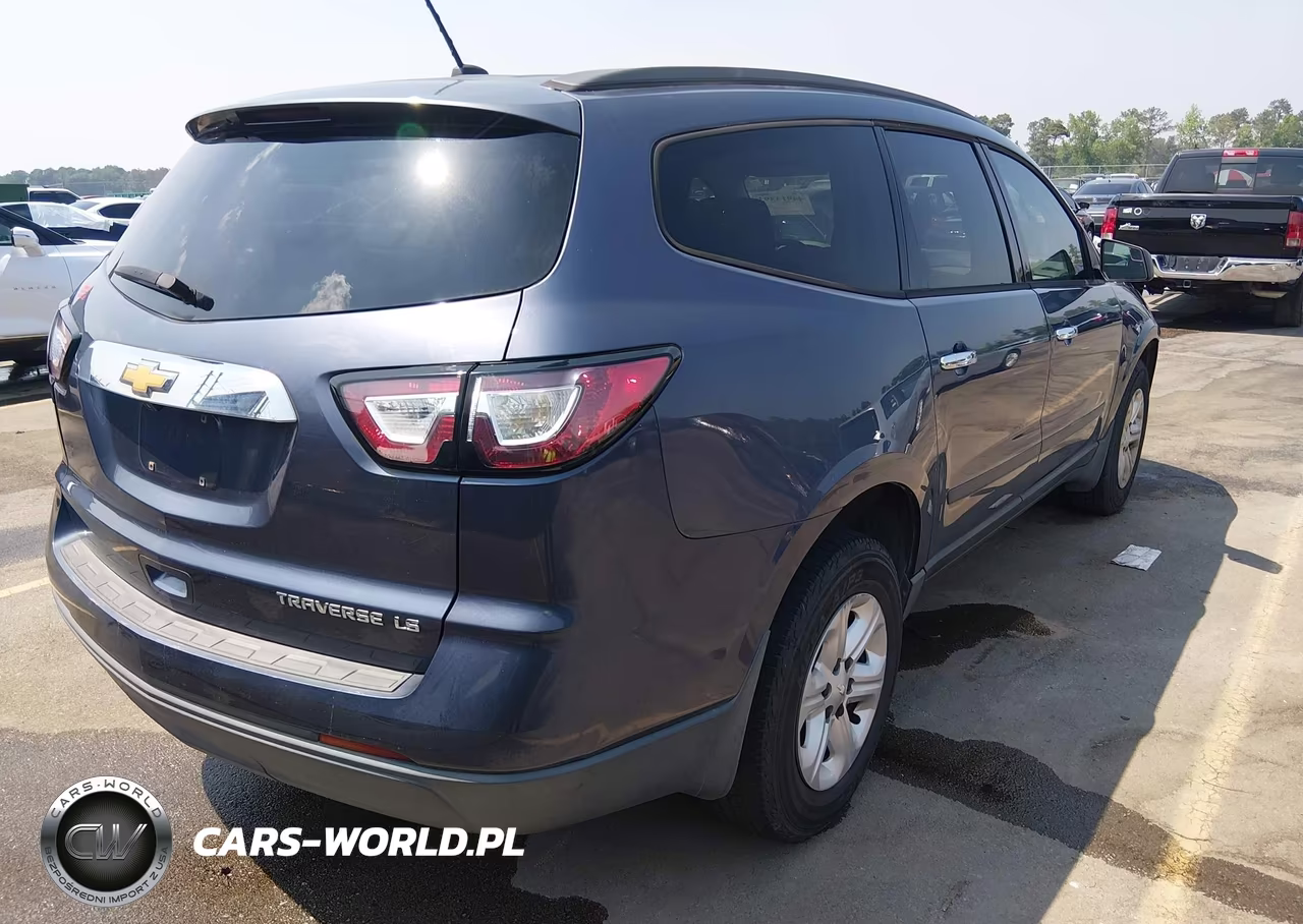 2014 Chevrolet Traverse Ls VIN:1GNKRFEDXEJ236337 - 4