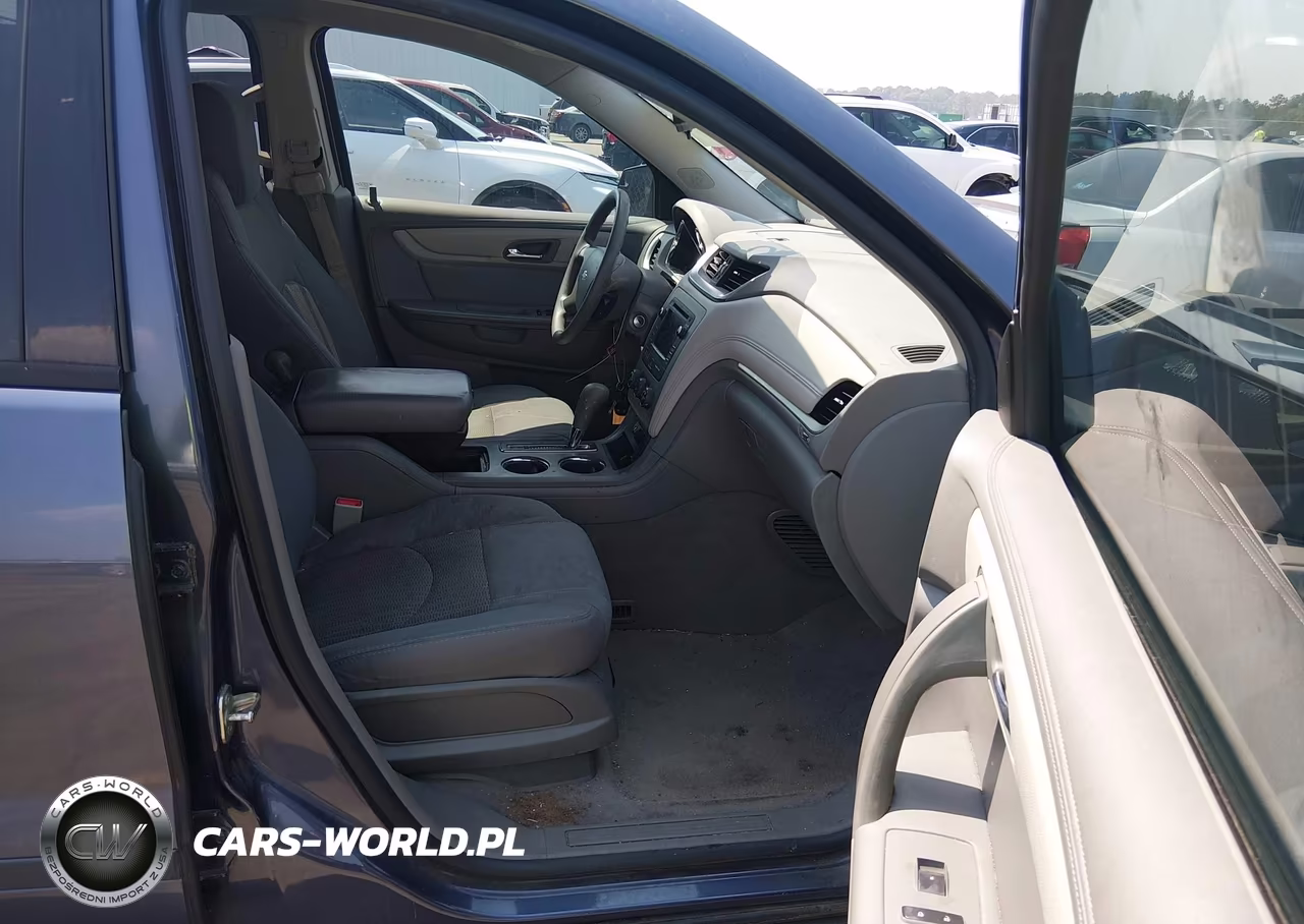 2014 Chevrolet Traverse Ls VIN:1GNKRFEDXEJ236337 - 5