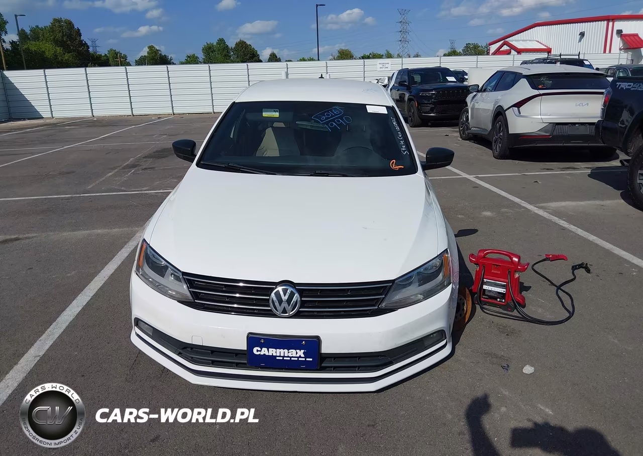 2016 Volkswagen Jetta 1.8T Sport VIN:3VWD17AJ9GM400190 - 11