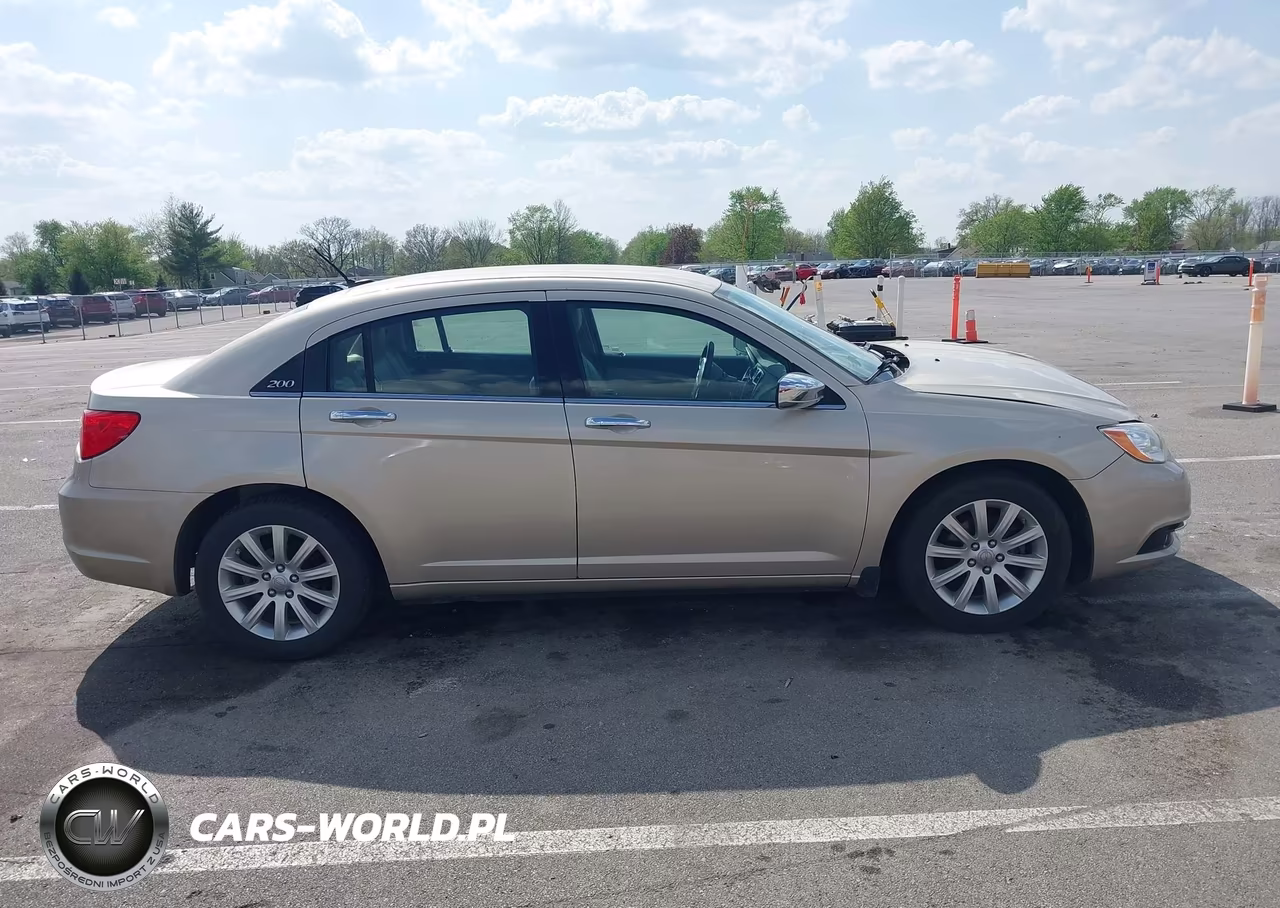 2013 Chrysler 200 Limited VIN:1C3CCBCG0DN571431 - 13