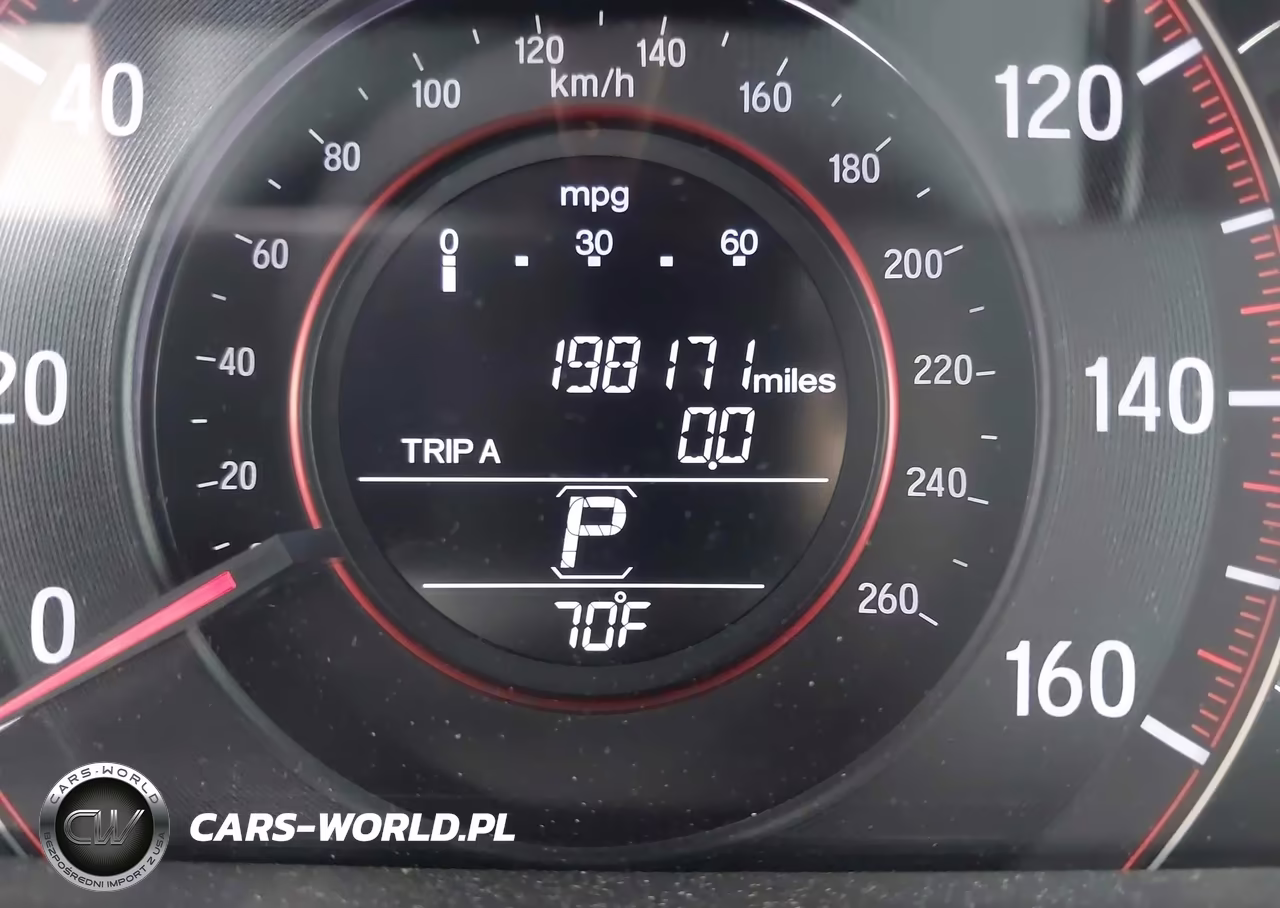 2016 Honda Accord Sport VIN:1HGCR2F5XGA228224 - 16