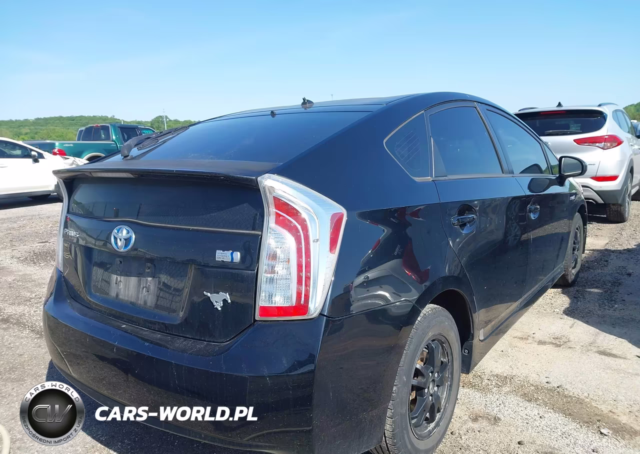 2012 Toyota Prius One VIN:JTDKN3DU1C1546717 - 4