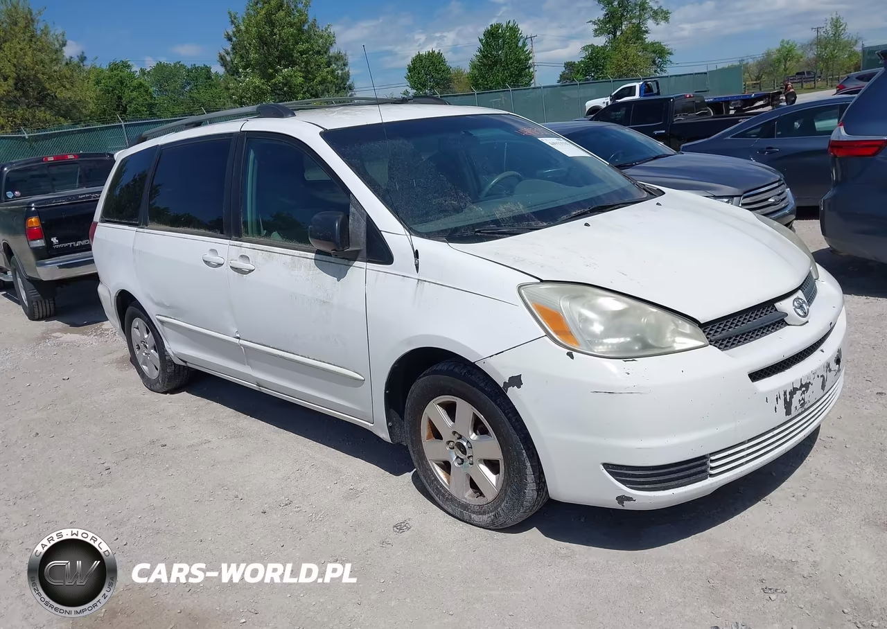 2005 Toyota Sienna Le